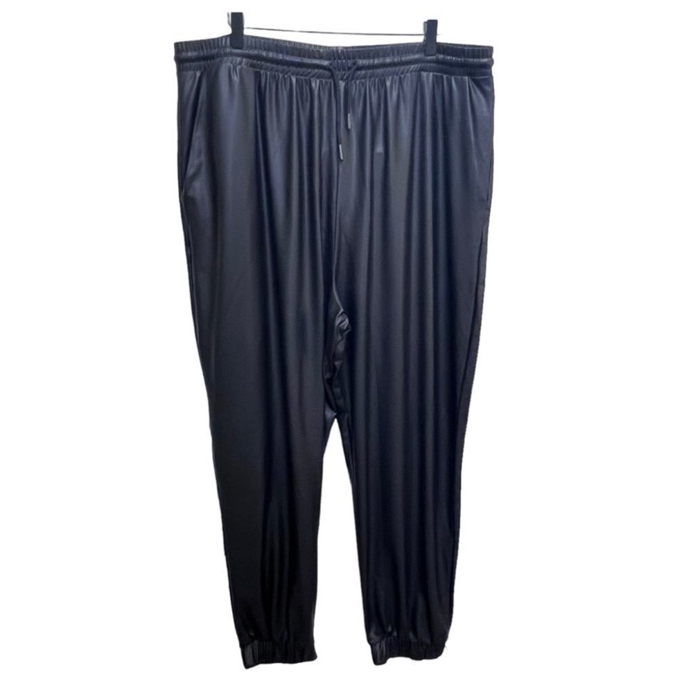 ASOS DESIGN Curve jersey leather-look jogger Size 16 - Picture 4 of 11